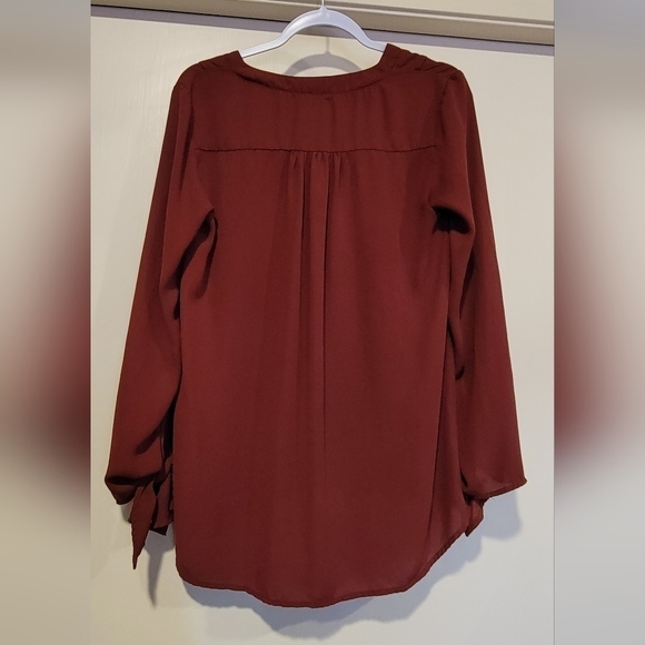 Signature Studio semi sheer maroon long sleeve blouse with ties at end of sleeve - Picture 2 of 5